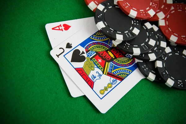 Chơi Blackjack Thế Nào Để Thắng Lớn Như Cao Thủ Chuyên Nghiệp?
